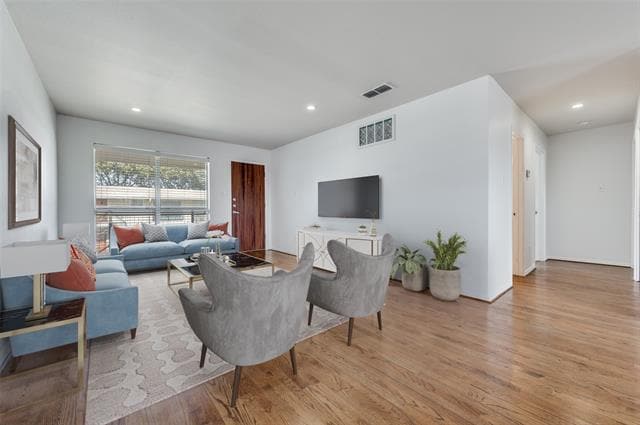 Building Photo - 4616 W Lovers Ln