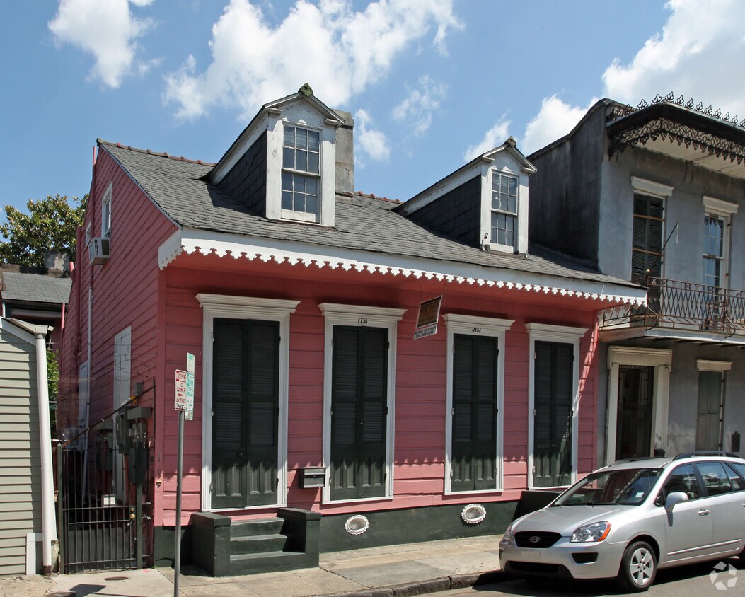 Primary Photo - 1134-1136 Bourbon St