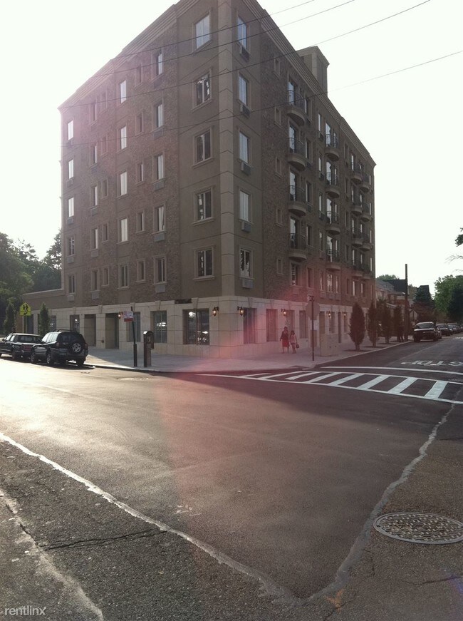 3030 Middletown Rd Bronx, NY 10461 Rentals Bronx, NY