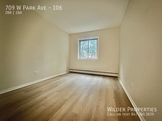 Building Photo - 709 W Park Ave