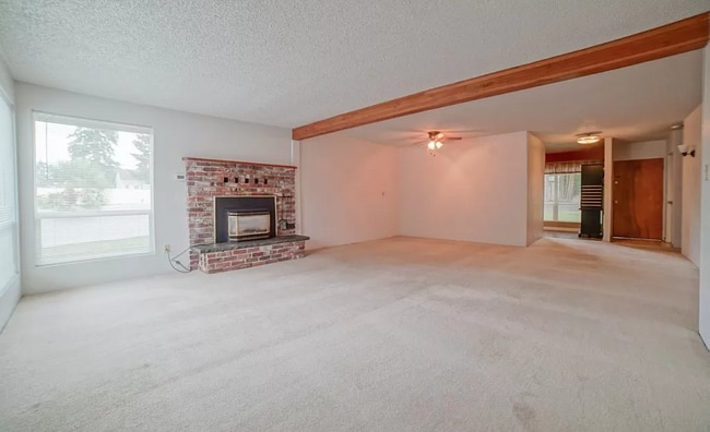 Building Photo - 1615 S 359th St