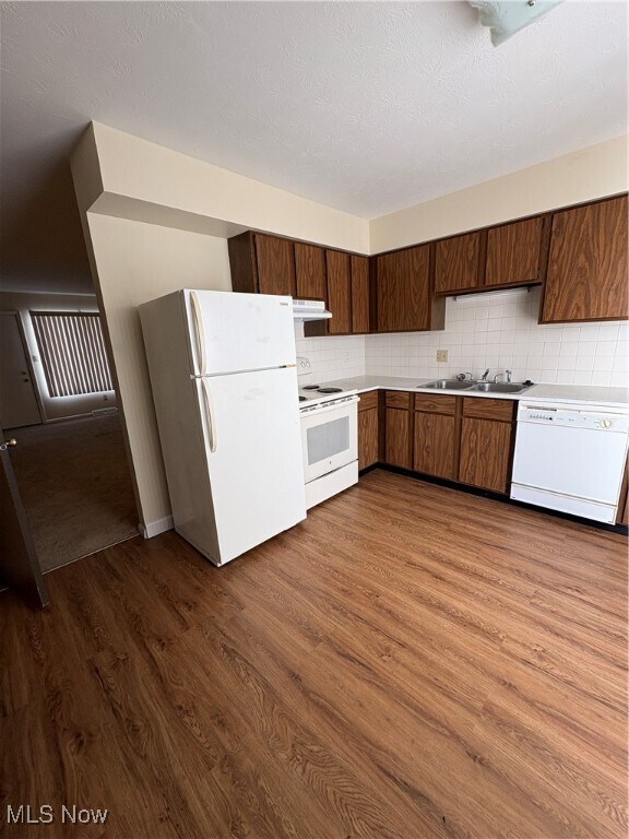 Foto del edificio - 2358 Echo Valley Dr