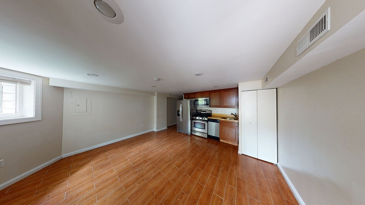 Photo - Spacious & sleek LeDroit Park apartment ne...