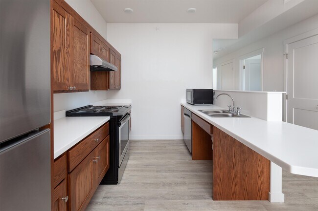 Building Photo - 207 Sawyer Ln