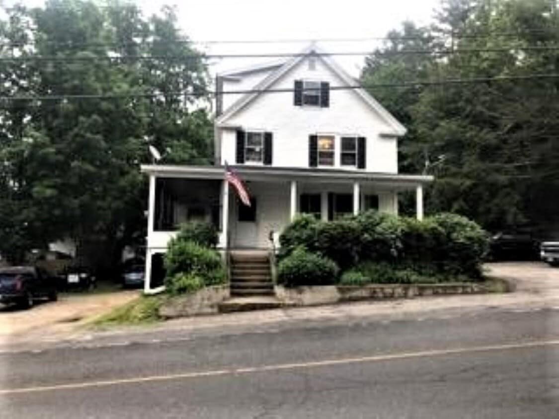 31 Maple St Unit 1, Hopkinton, NH 03229 Apartment for Rent in