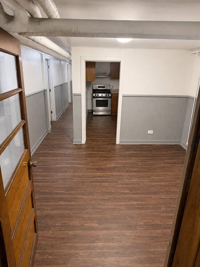 Foto del edificio - 4328 W Cermak Rd