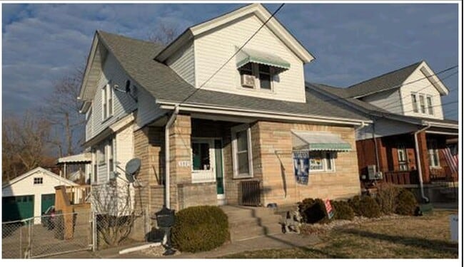 Building Photo - 3981 Davis Ave