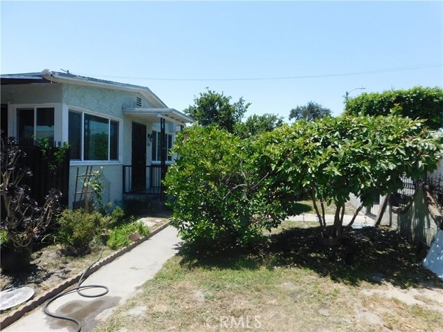 Building Photo - 806 E 103rd Pl