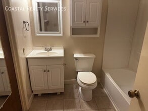 Building Photo - 345 Woodham Ct