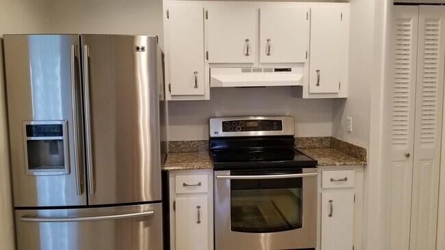 Foto del edificio - 12191 Broadleaf Ct