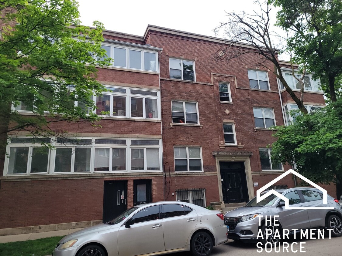 Foto del edificio - 7511 N Greenview Ave