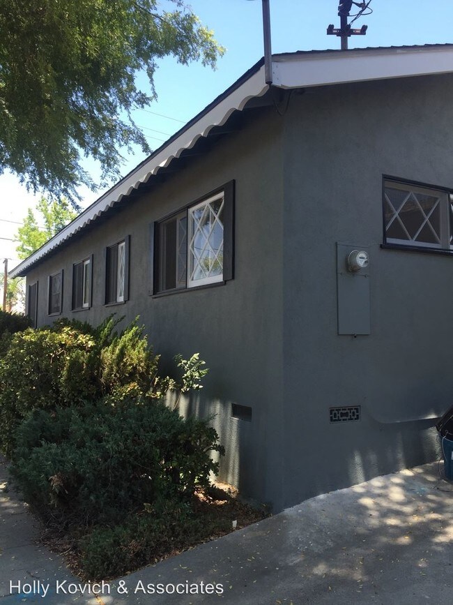 Building Photo - 3300 California Ave