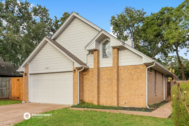 Foto del edificio - 6205 Wentworth Ct