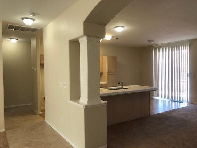 Building Photo - 942 Orange St
