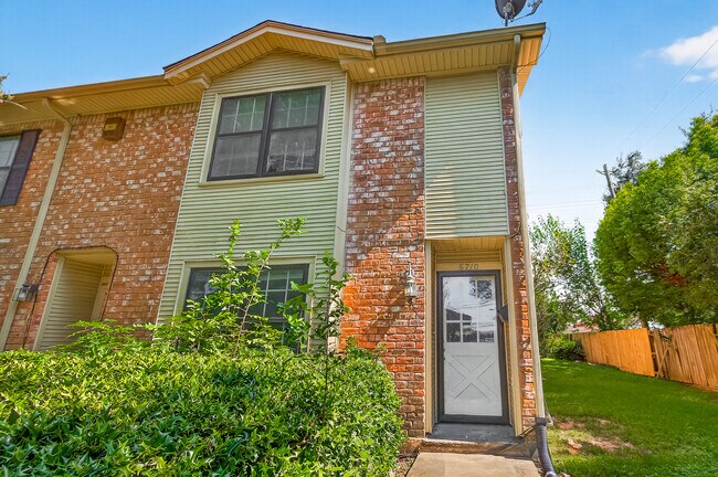 Photo - 6710 Biggs Ct House