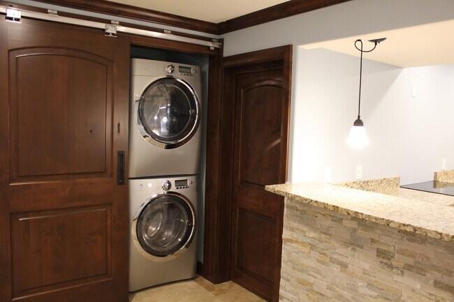 Foto del edificio - 3175 E Peregrine Rd