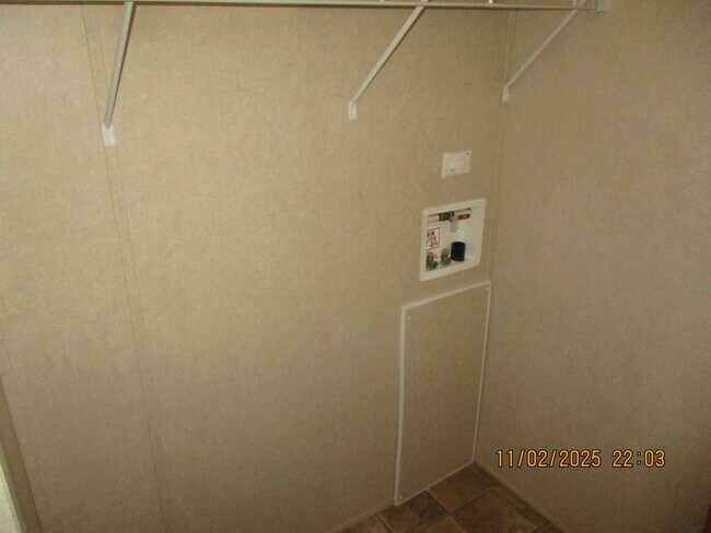 Foto del edificio - 904 Westview Dr