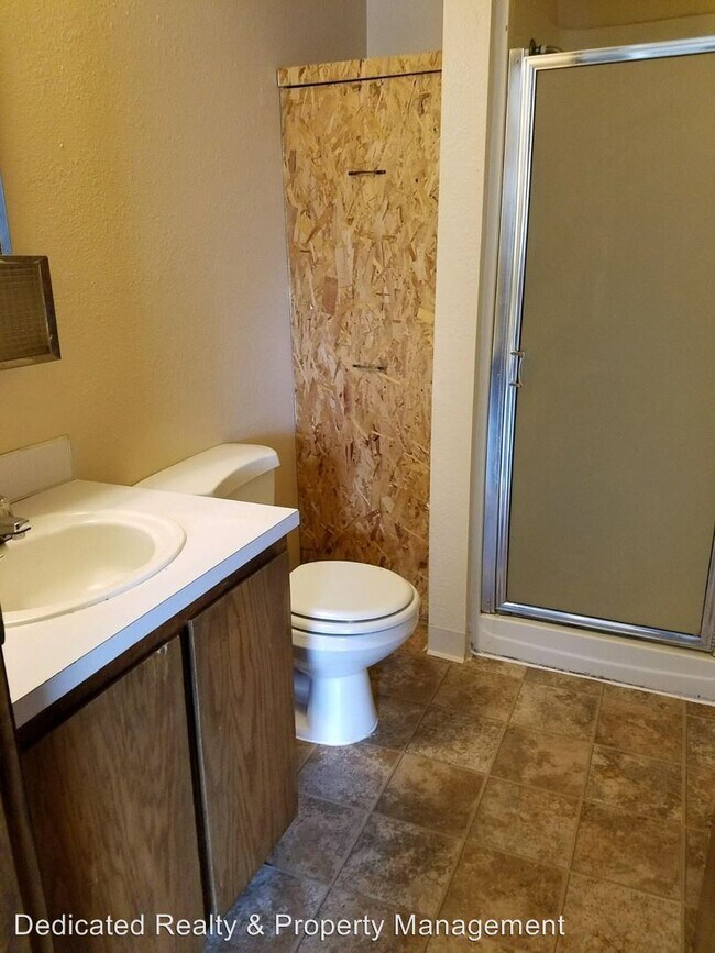 Building Photo - 1411 Roosevelt Ave