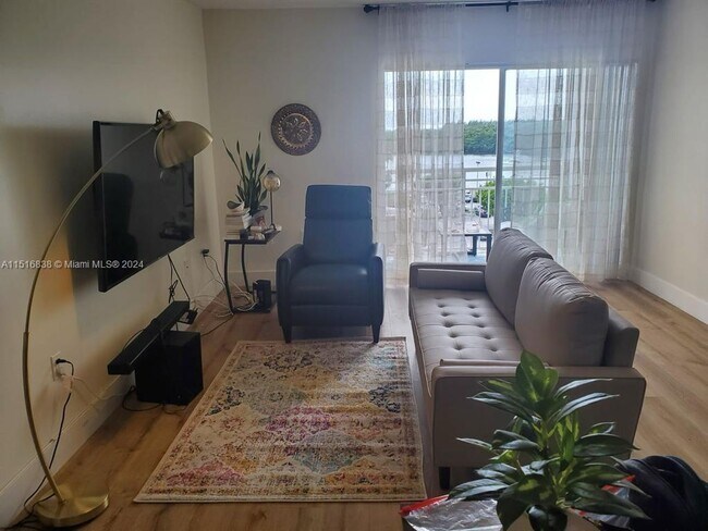 Foto del edificio - 400 Kings Point Dr