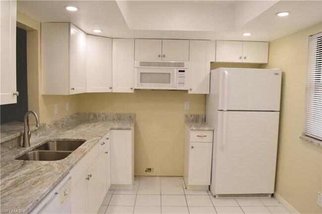 Building Photo - 4436 Orchid Blvd