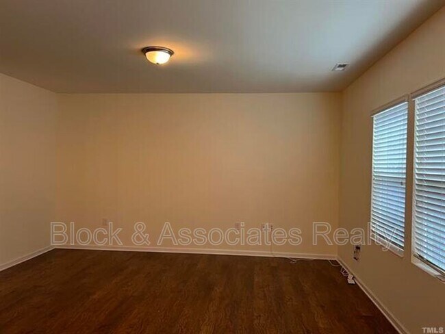 Building Photo - 1156 Lookout Ridge Rd
