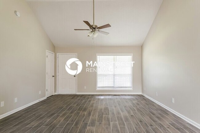 Building Photo - 3 Bedroom Pet-Friendly Home in MCCALLA, AL with Main Street Renewal