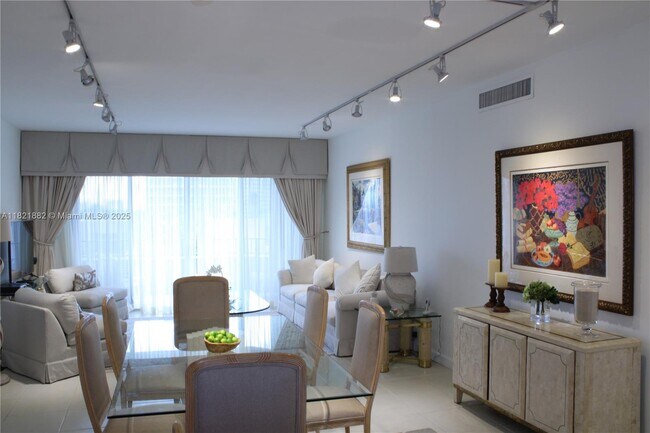Building Photo - 201 Crandon Blvd