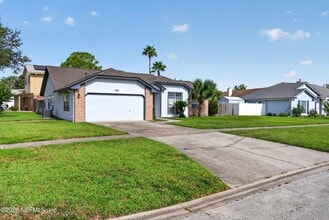 Building Photo - 400 Ashcroft Landing Dr