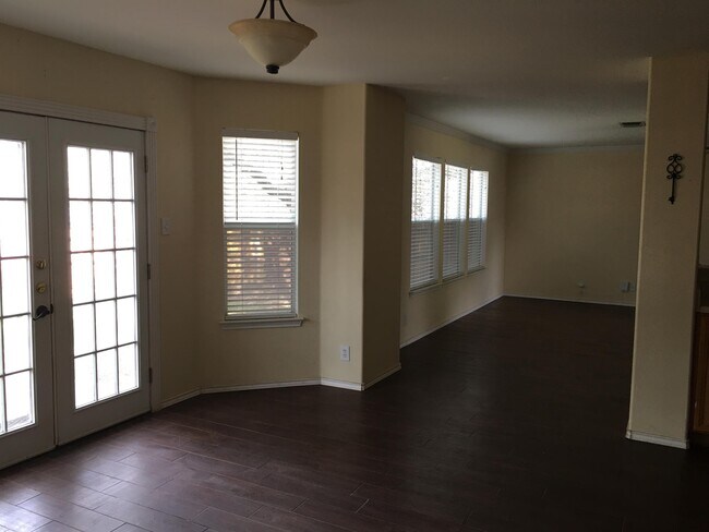 Foto del edificio - 9027 Veranda Ct