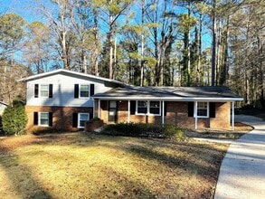 Building Photo - 210 Davis Estates Rd