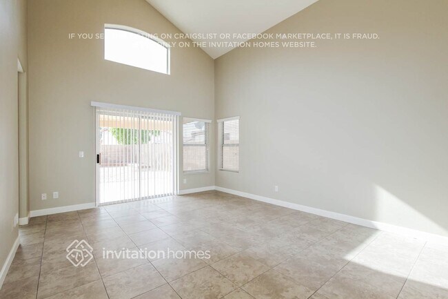 Foto del edificio - 4067 E Meadow Dr