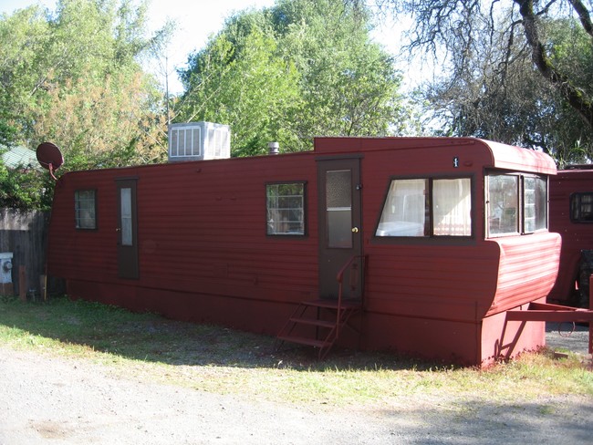 Building Photo - 4017 E State Highway 20