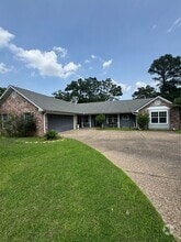 Building Photo - 269 Sawgrass Dr
