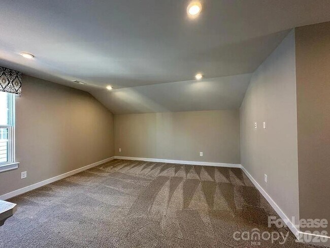 Building Photo - 1021 Augustus Beamon Dr