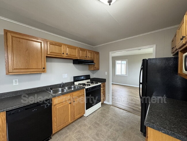 Foto del edificio - 1909 Jessie Ave