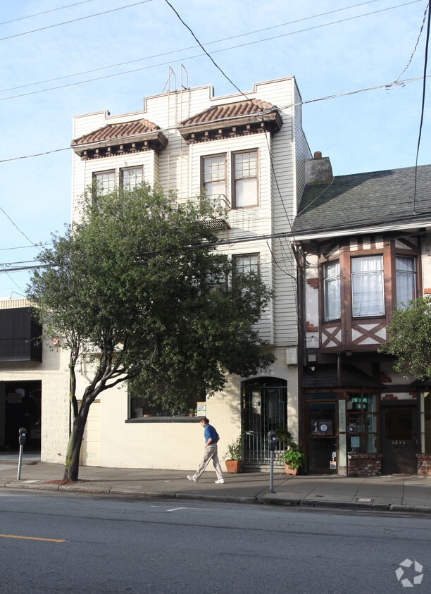 Building Photo - 1257 9th Ave