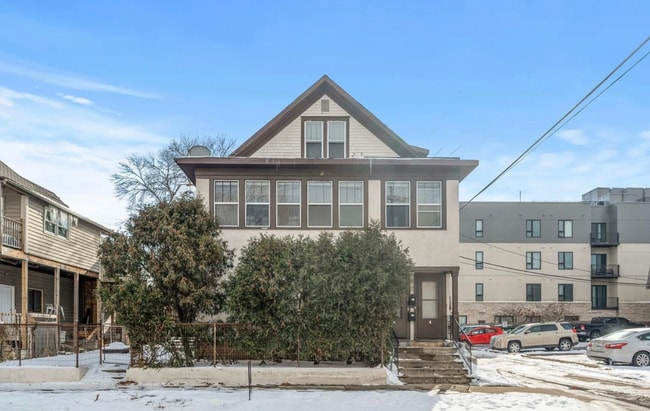 Building Photo - 1309 W 28th St