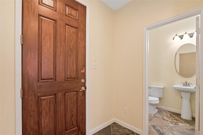 Foto del edificio - 26218 Riley Glen Dr