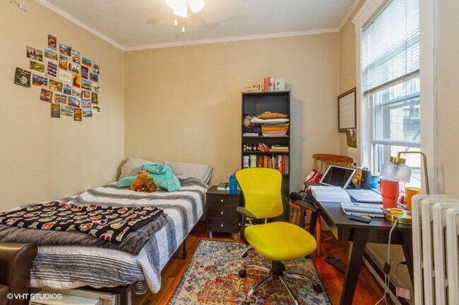 Foto del edificio - Bright & Spacious Brighton 3-bed Near B, C...