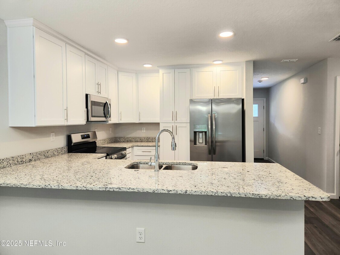 Foto del edificio - 3570 Bedford Rd