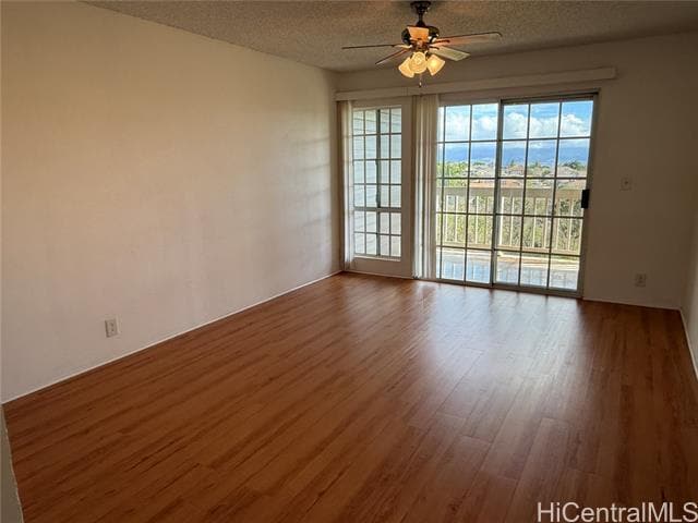 Building Photo - 92-1021-1021 Nou St