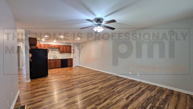 Foto del edificio - 1705 Evans Rd