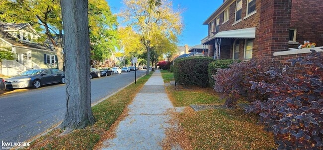 Foto del edificio - 914 Beaconsfield Ave