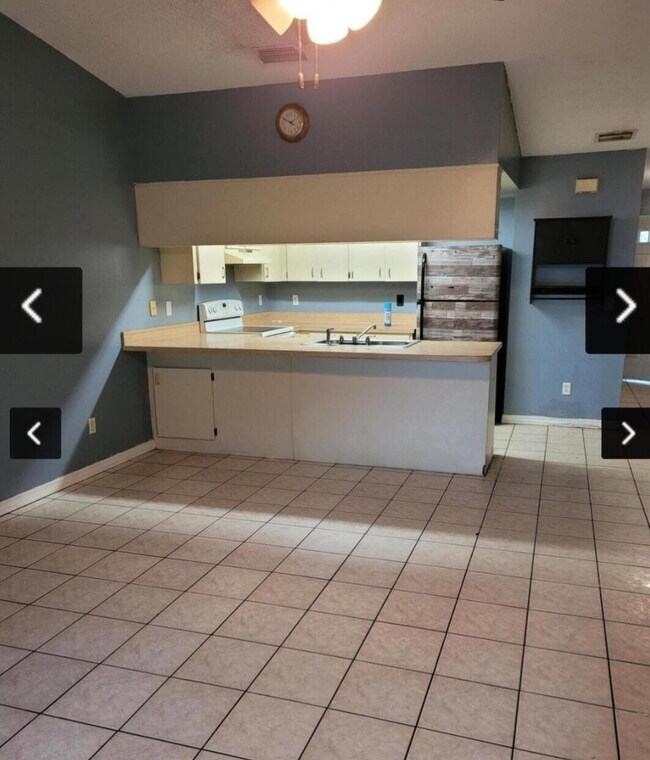 1213 Schumann Dr, Sebastian, FL 32958 Townhome Rentals in Sebastian