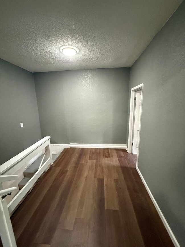 Building Photo - 4 bedroom 1 bathroom spacious property. Beautiful home section 8 ready. If you would like to view...