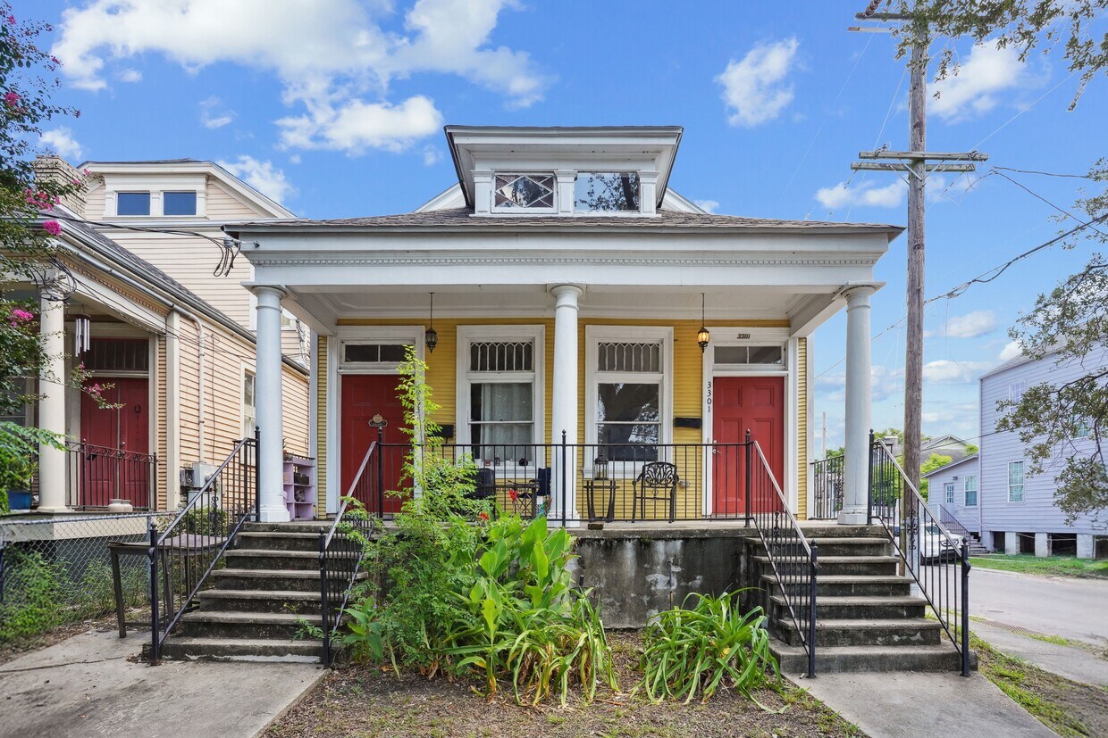 Foto principal - 3301 Banks St
