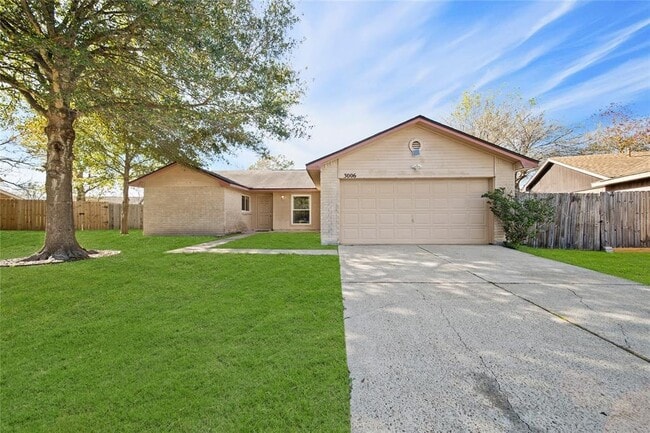 Photo - 3006 Sherborne St House