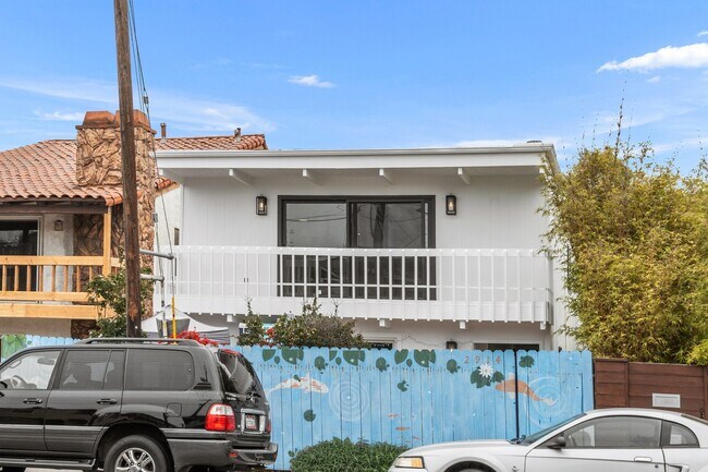 Building Photo - 2914 Pacific Ave