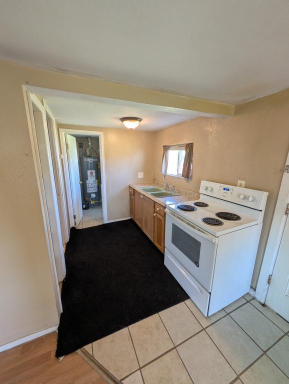 Foto del edificio - 1144 N 8th St