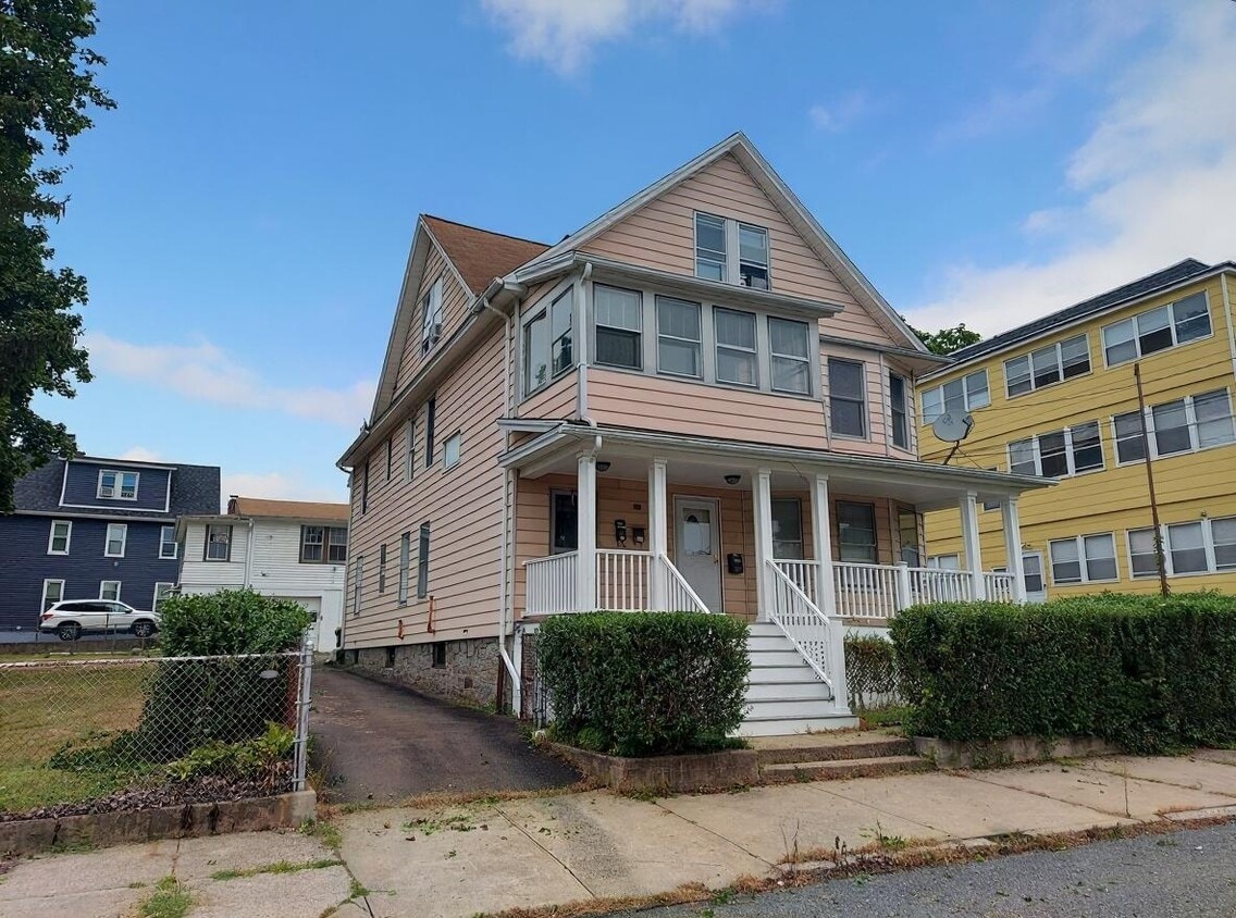 Primary Photo - 12 East St